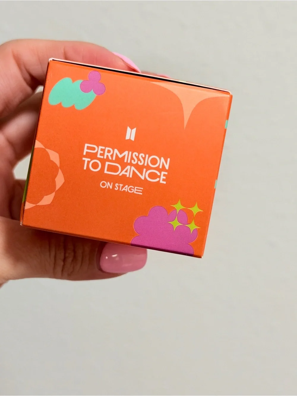 New in Box Amore Pacific Lip Sleeping Mask — Bright Orange Gummy Bear Edition